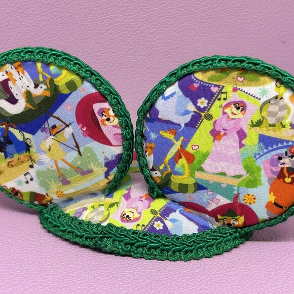 Disney Classic Robin Hood HANDMADE Mouse Ear Hat/ Fascinator Hat - Picture 2 of 5
